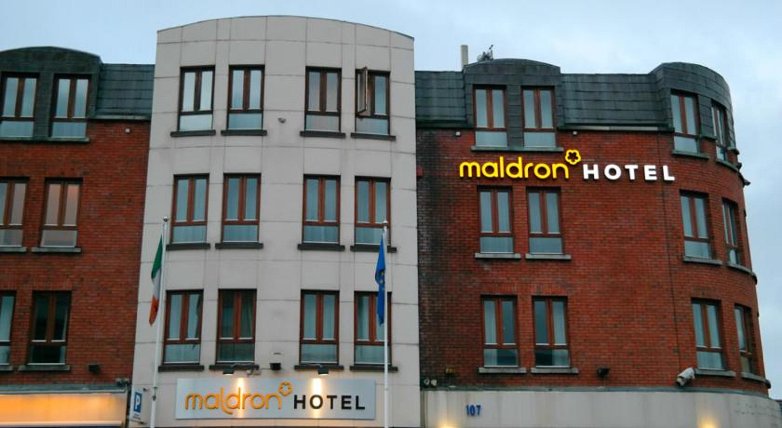 Maldron Hotel Pearse Street Дублин Экстерьер фото